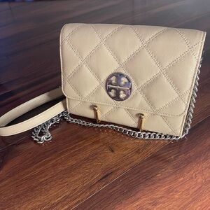 Tory Burch Quilted Willa Leather Chain Wallet Crossbody Bag